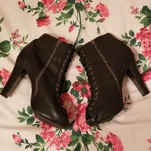 Candies glamzon peep toe heel boots